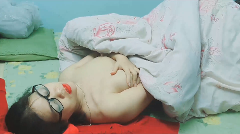 Sex Viet - Mấy con kính cận dâm vl, dùng sextoy phê phọt nước